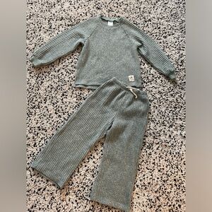 GUC Zara 4/5 girls waffle set